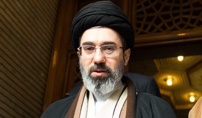 Tehran khẳng định lý do chính khiến ông Mojtaba không xuất hiện là vấn đề an ninh. Giới chức Iran cho biết trong thời gian này, ông chỉ tiếp xúc với một số lãnh đạo cấp cao, trong đó có Tổng thống Masoud Pezeshkian.