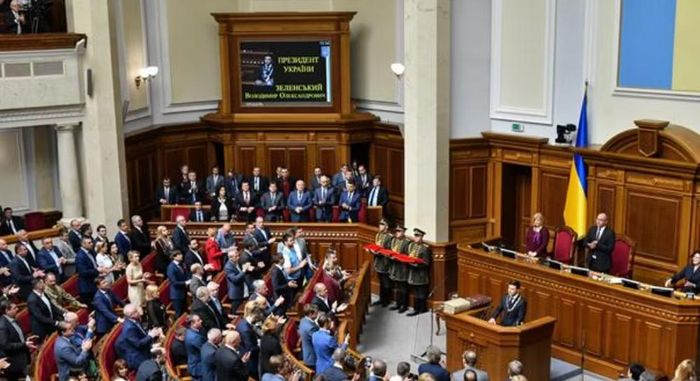Theo khảo sát của Viện Xã hội học Kiev, chỉ 15% người được hỏi ủng hộ tổ chức bầu cử trước khi chiến sự kết thúc.