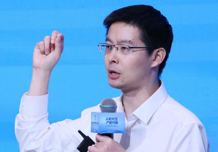  CEO của Unitree cho biết robot hình người đang sẵn sàng cho "khoảnh khắc ChatGPT" tại Hội nghị Robot Thế giới 2026 ngày 20/8. Ảnh: Reuters. 