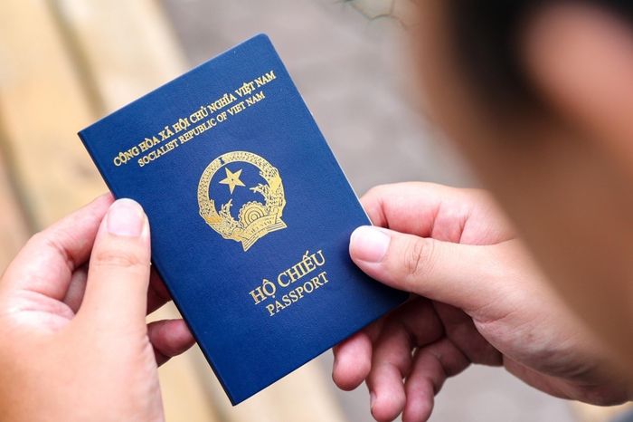  Người dân được miễn lệ phí khi làm hộ chiếu phổ thông trong nước. Ảnh:VIR.