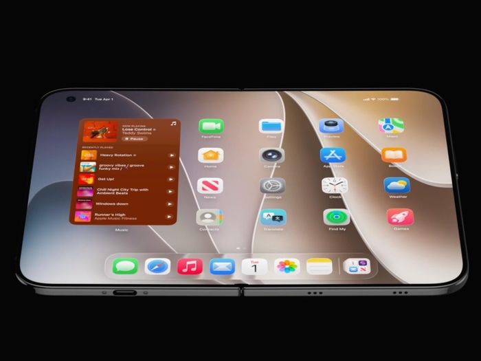 Ảnh dựng iPhone gập dựa trên tin đồn. Ảnh: Jon Prosser.