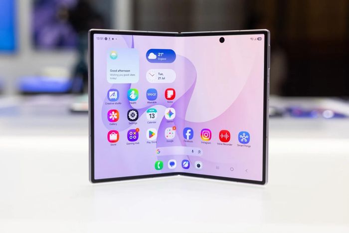 Samsung Galaxy Z Fold8. Ảnh: Bloomberg.