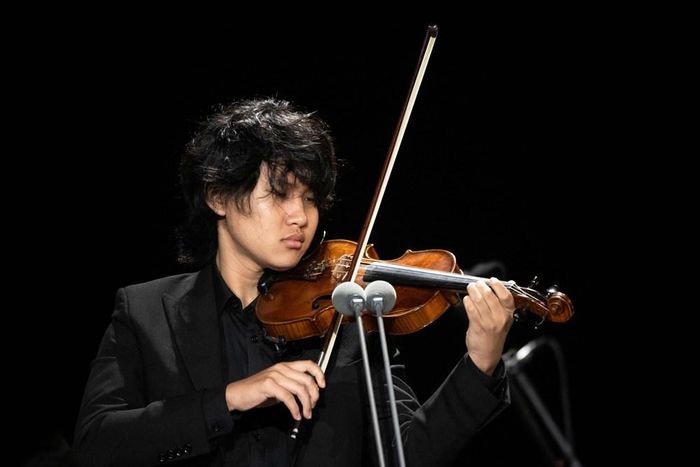 Tài năng trẻ violin Nguyễn Hiếu Doanh đã thu hút đông đảo khán giả Moskva