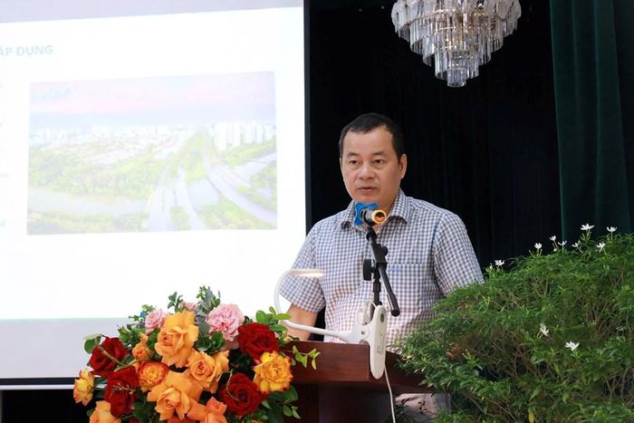 Đại biểu tham luận tại toạ đàm