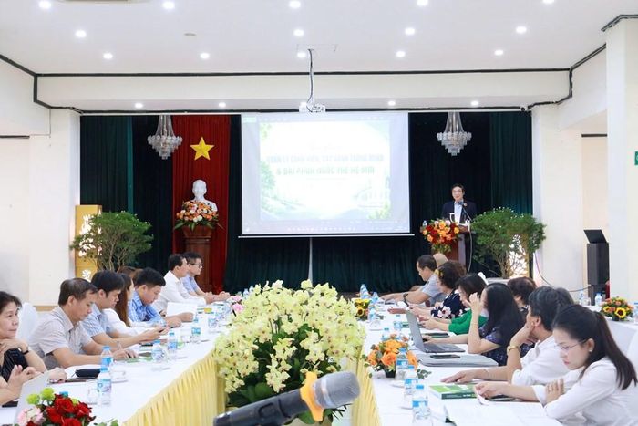 Toàn cảnh Toạ đàm