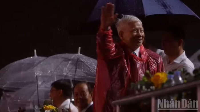 Nguyên Ủy viên Bộ Chính trị, nguyên Chủ tịch nước Nguyễn Minh Triết.
