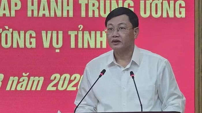 Lãnh đạo tỉnh Thanh Hóa quán triệt nội dung Kết luận số 83-KL/TW của Bộ Chính trị khóa XIV. (Ảnh: Mai Luận)