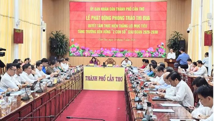 Quang cảnh lễ phát động. (Ảnh: VĂN ÚT)