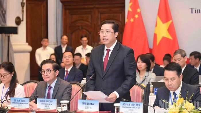 Đồng chí Dương Quốc Huy, Bí thư Tỉnh ủy Lào Cai phát biểu chào mừng hội nghị. (Ảnh: CÔNG HẢI)