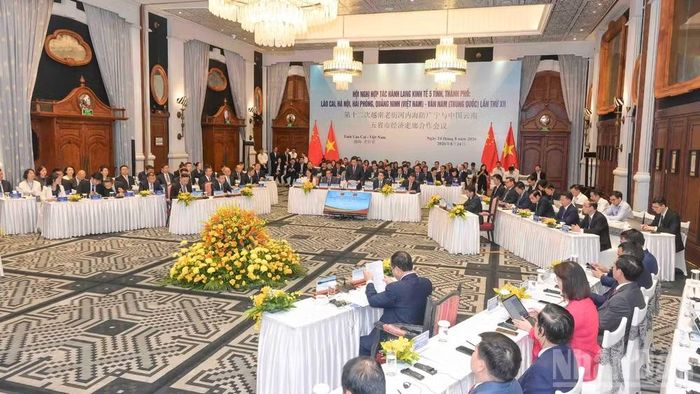 Các đại biểu tham dự hội nghị. (Ảnh: CÔNG HẢI)