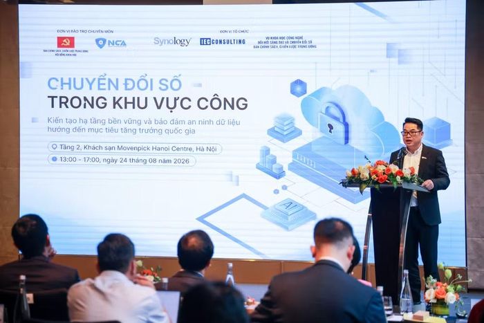 Ông Vũ Duy Hiền, Phó Tổng Thư ký kiêm Chánh Văn phòng Hiệp hội An ninh mạng quốc gia phát biểu khai mạc hội thảo. (Ảnh: Ban tổ chức)
