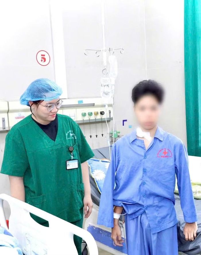 Bệnh nhân đã dần hồi phục tốt sau 10 ngày phẫu thuật. (Ảnh: Bệnh viện đa khoa tỉnh Ninh Bình)
