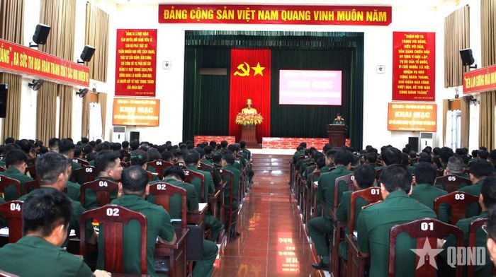 Quang cảnh lớp bồi dưỡng.