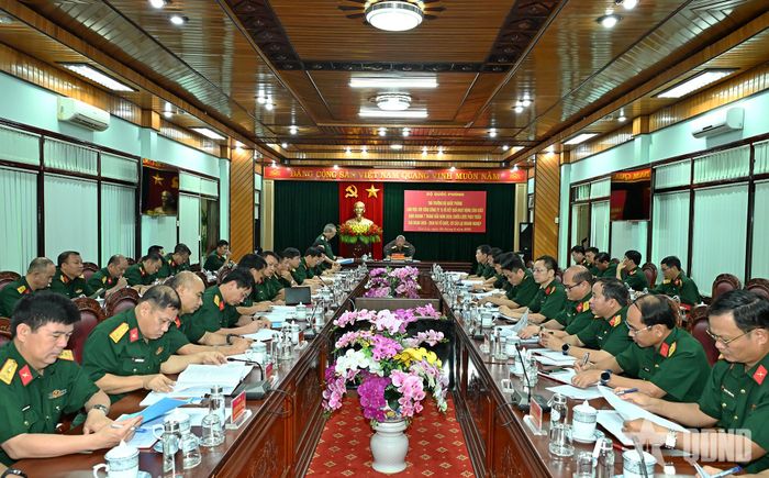 Quang cảnh buổi làm việc.