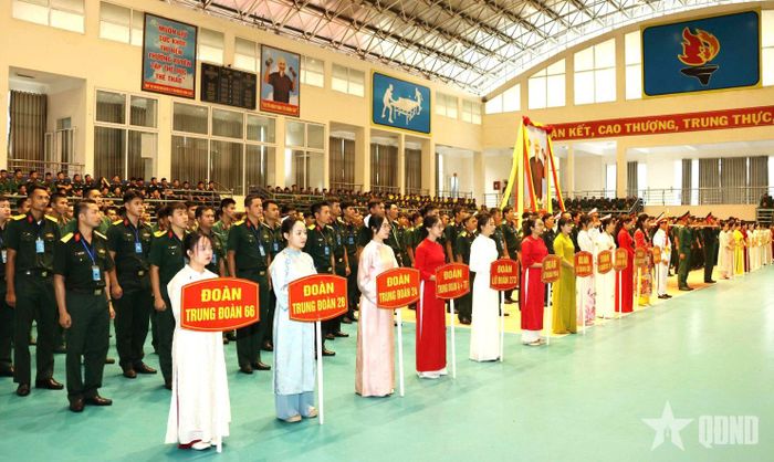  Các vận động viên dự lễ khai mạc. 