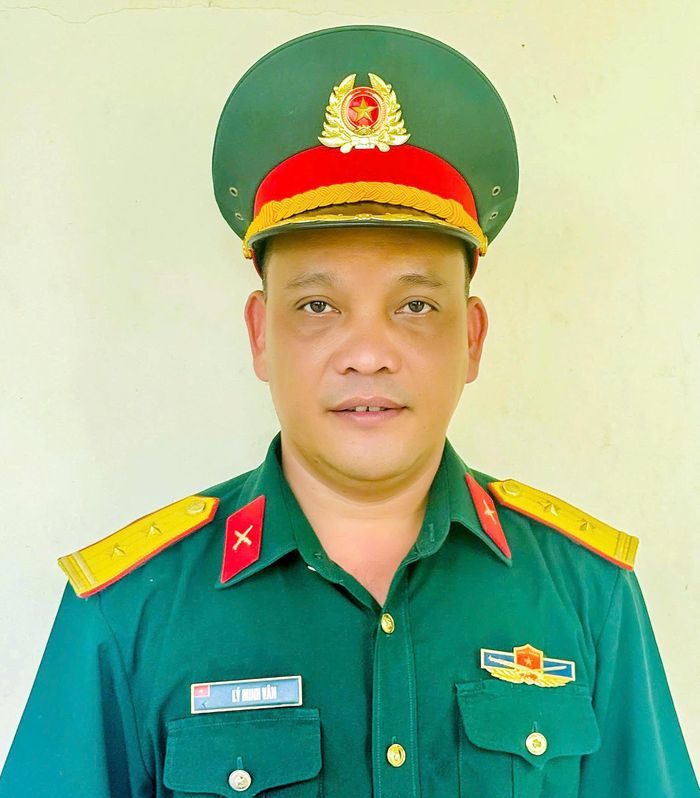 Trung tá LÝ MINH VÂN