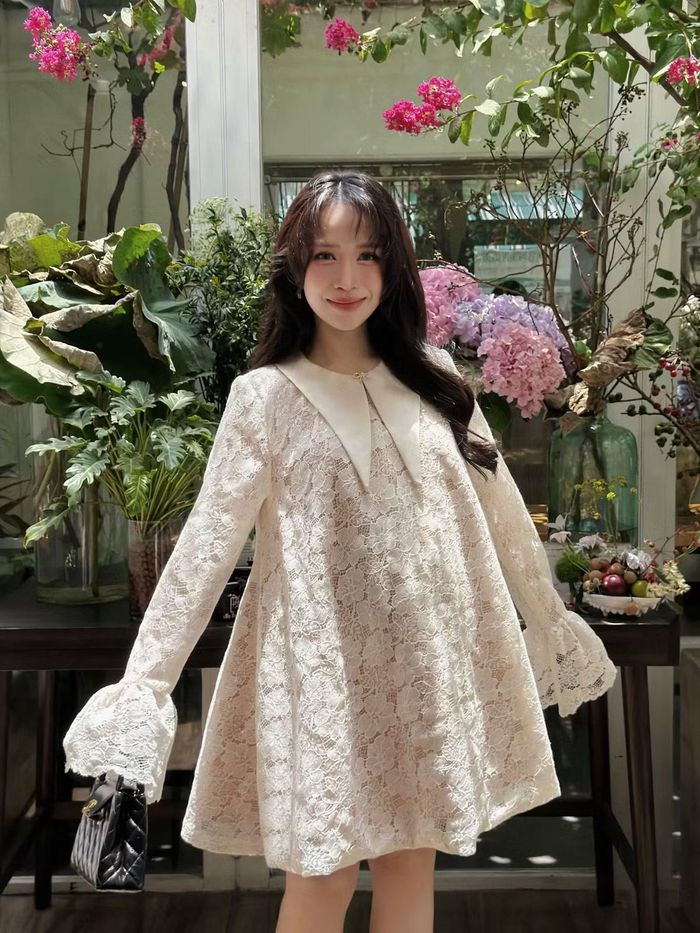 Gu thời trang của ái nữ nhà Minh "Nhựa" cũng là điểm được chú ý. Joyce Phạm theo đuổi phong cách năng động, hiện đại và sành điệu, thường lựa chọn những thiết kế vừa trẻ trung vừa giúp tổng thể trông thanh thoát. Ảnh: FB Phạm Trần Nguyễn Minh Phạm