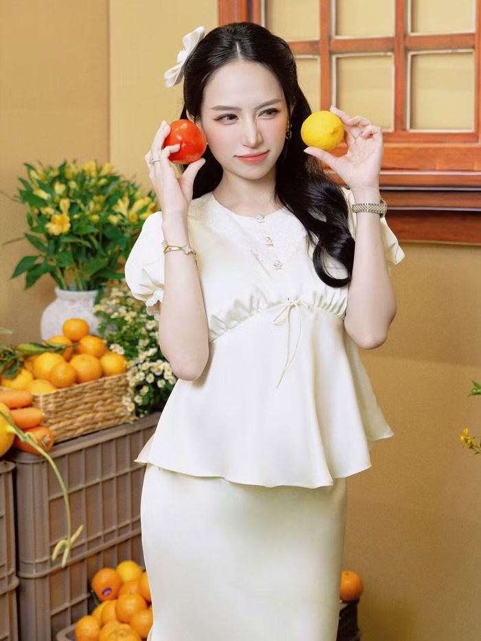 Joyce Phạm là con gái lớn của đại gia Minh “Nhựa”. Cô kết hôn với Tâm Nguyễn vào tháng 9/2019. Cặp đôi đều được biết đến là những rich kid nổi tiếng trên mạng xã hội. Ảnh: FB Phạm Trần Nguyễn Minh Phạm