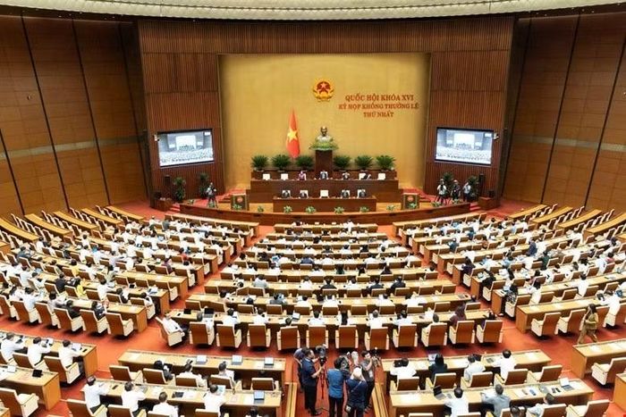 Quốc hội thông qua Nghị quyết cho phép di chuyển 2 di tích để thực hiện dự án đường kết nối sân bay Gia Bình. Ảnh: Quốc hội media.