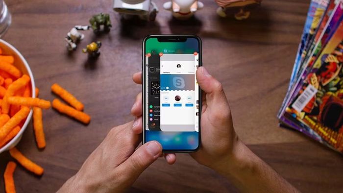 Quá nhiều ứng dụng chạy nền có thể khiến smartphone tiêu tốn thêm RAM, CPU, pin và dữ liệu mạng.