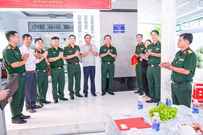 Nhà Đồng đội góp phần tiếp thêm động lực để các gia đình ổn định cuộc sống, an tâm công tác.