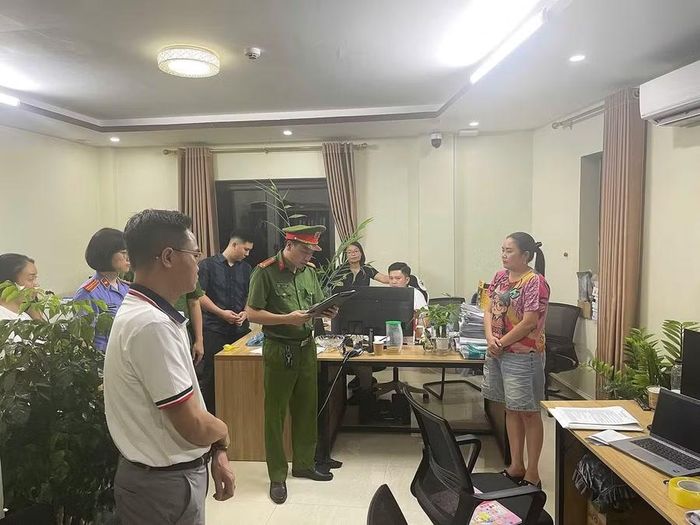 Cơ quan Cảnh sát điều tra Công an tỉnh Lào Cai khám xét tại trụ sở Công ty Cổ phần Tập đoàn SapaTV.