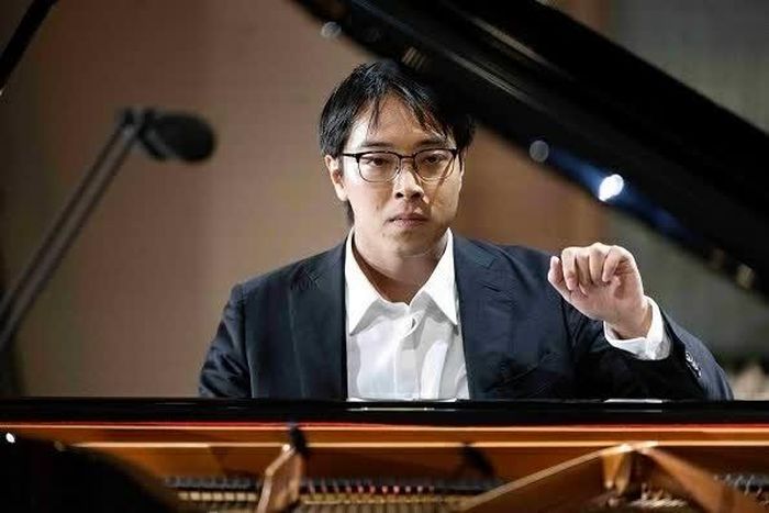 Nghệ sĩ piano Tạ Quang Vũ.