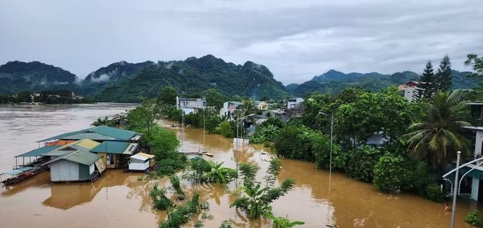 Lũ nhiều sông dâng cao gây ngập lụt ở các tỉnh miền Bắc. Ảnh: KTTV