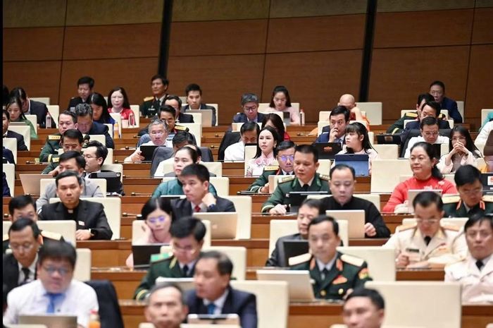 Các đại biểu tham dự Phiên bế mạc Kỳ họp (ảnh QH).