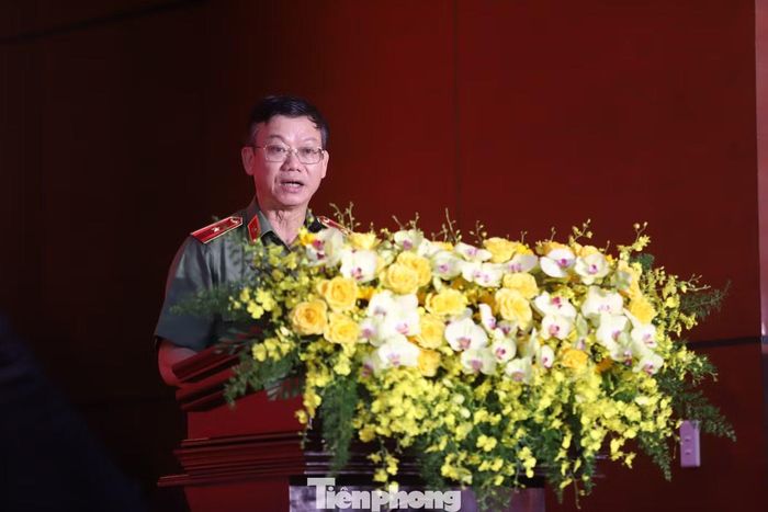 Thiếu tướng Vũ Như Hà, Giám đốc Công an tỉnh Tây Ninh phát biểu tại buổi lễ. Ảnh: Nguyễn Tiến