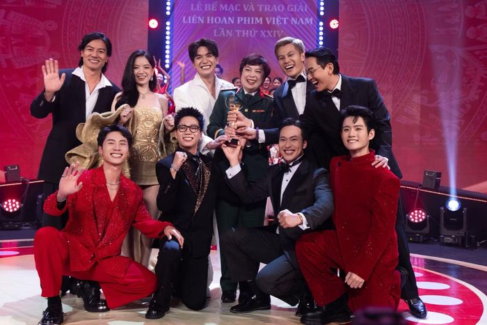 Việt Nam cần những bộ phim có doanh thu lớn, những concert hàng chục nghìn khán giả, sản phẩm sáng tạo đủ sức xuất khẩu và những thương hiệu văn hóa có khả năng cạnh tranh quốc tế.