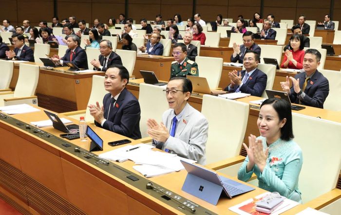 Các đại biểu dự Phiên bế mạc Kỳ họp không thường lệ thứ Nhất, Quốc hội khóa XVI.