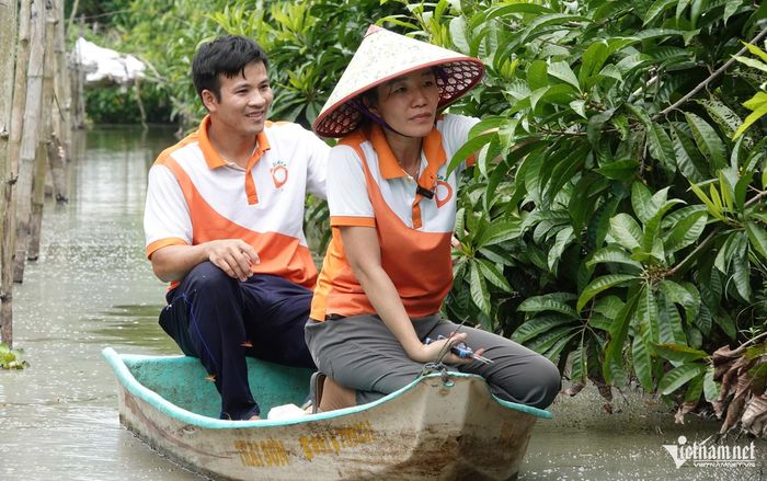 Trong hành trình khởi nghiệp, chị Diệu luôn có chồng đồng hành, cùng nghiên cứu và phát triển các sản phẩm từ trái lêkima