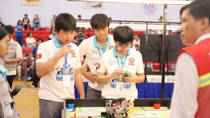 Các thí sinh tham gia tranh tài tại cuộc thi