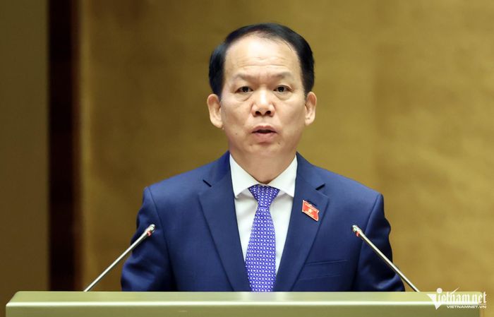 Bộ trưởng Tư pháp Hoàng Thanh Tùng