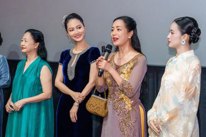 Các diễn viên Lê Vũ Long, Đỗ Thị Hải Yến, Chiều Xuân chia sẻ về bộ phim. 