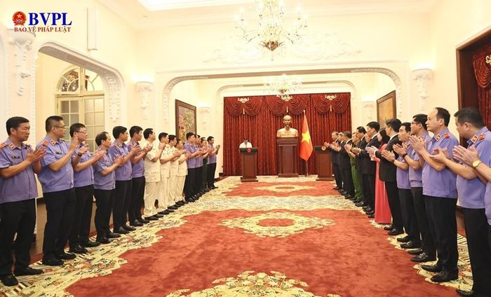  Quang cảnh buổi lễ.