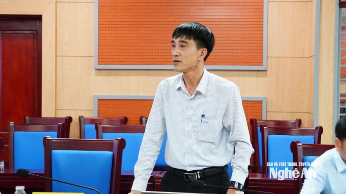 Đại diện VNPT Nghệ An phát biểu tại cuộc làm việc.