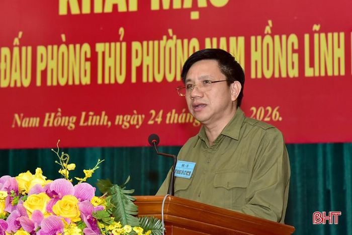 Bí thư Đảng ủy, Chủ tịch HĐND phường Nam Hồng Lĩnh Nguyễn Hữu Khiếu phát biểu khai mạc.