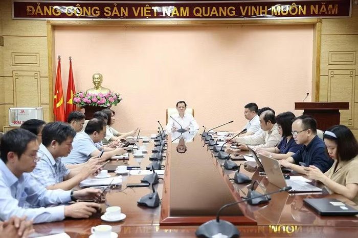  Quang cảnh cuộc họp. Ảnh: Trần Minh 