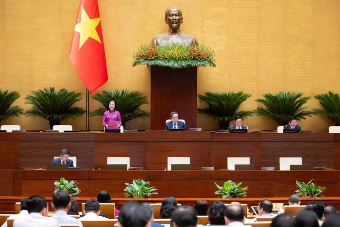 Phó Chủ tịch Quốc hội Nguyễn Thị Thanh điều hành nội dung biểu quyết. (Ảnh: quochoi.vn)
