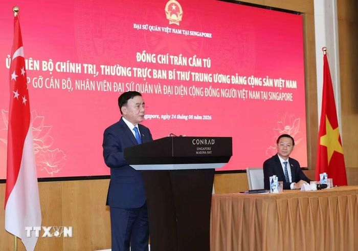 Thường trực Ban Bí thư Trần Cẩm Tú phát biểu tại buổi gặp mặt. (Ảnh: Phương Hoa/TTXVN)