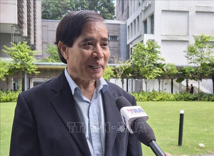 Giáo sư Vũ Minh Khương trả lời phỏng vấn TTXVN.