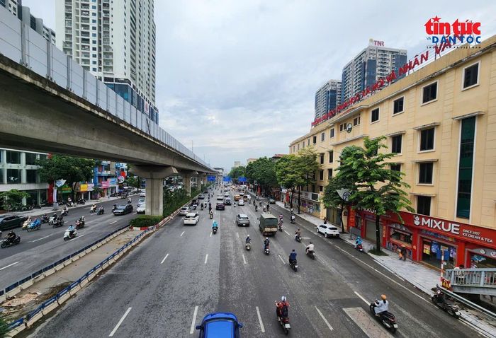 Hơn 3 ngày qua, Hà Nội và nhiều tỉnh, thành phía Bắc liên tục xuất hiện những trận mưa lớn. Tuy nhiên, theo ghi nhận của ngành thoát nước, trong nội thành Thủ đô không bị ngập úng.