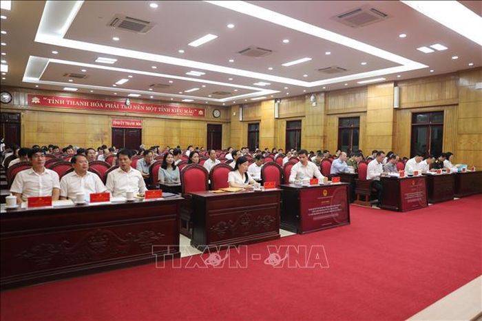 Hội nghị nghiên cứu, quán triệt 7 nghị quyết, 10 chỉ thị, 7 kết luận, 7 quy định cùng các hướng dẫn của Trung ương và Ban Thường vụ Tỉnh ủy.