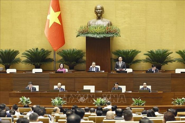 Phó Chủ tịch Quốc hội Nguyễn Khắc Định phát biểu. Ảnh: Doãn Tấn/TTXVN