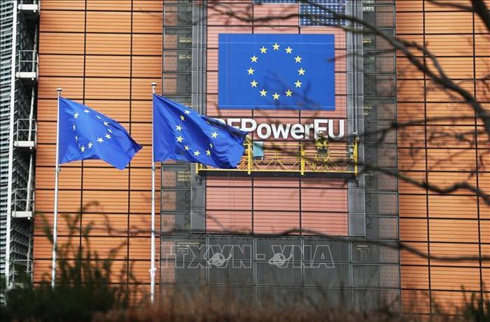 Cờ Liên minh châu Âu tại Brussels, Bỉ. Ảnh: THX/TTXVN