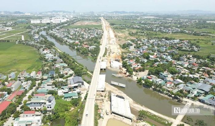 Dự án đại lộ Nam sông Mã giai đoạn 2 hoàn thành tạo thành hệ thống giao thông đồng bộ, kết nối liên vùng, góp phần thu hút, phát huy tiềm năng du lịch, dịch vụ.