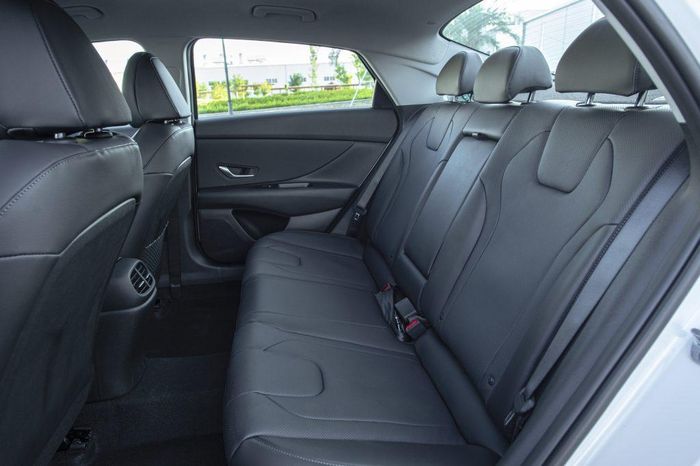 Nội thất của Hyundai Elantra.