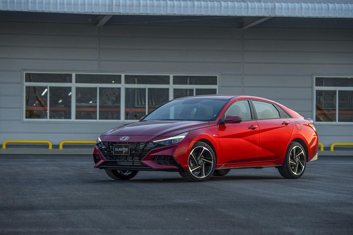 Hyundai Elantra.